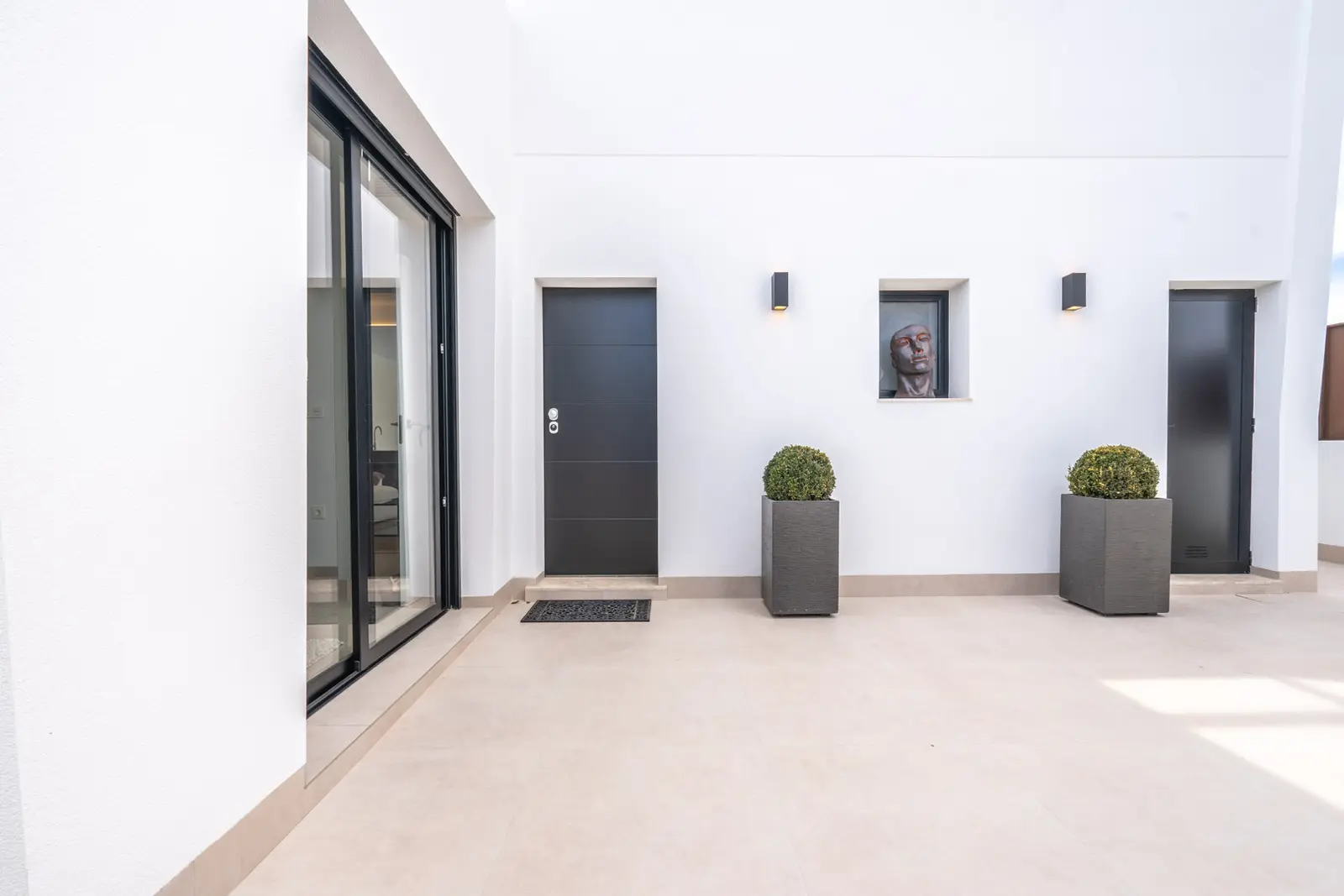 Roldán Villa 8489 — photo 18