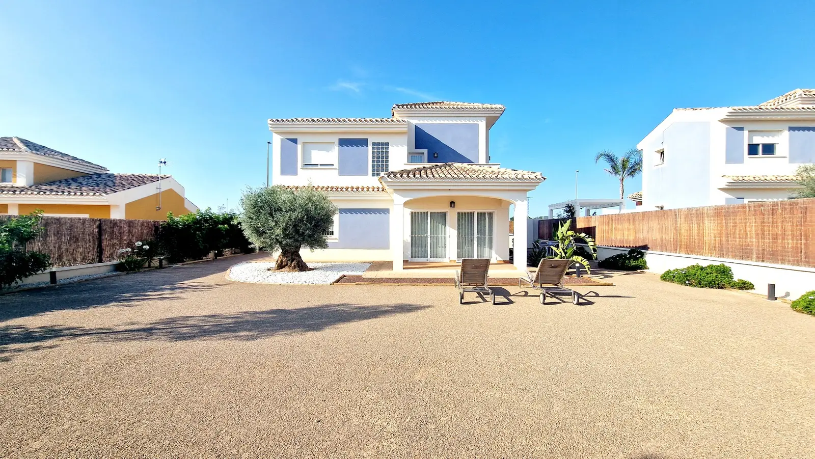 Purias Villa 3873 — photo 16