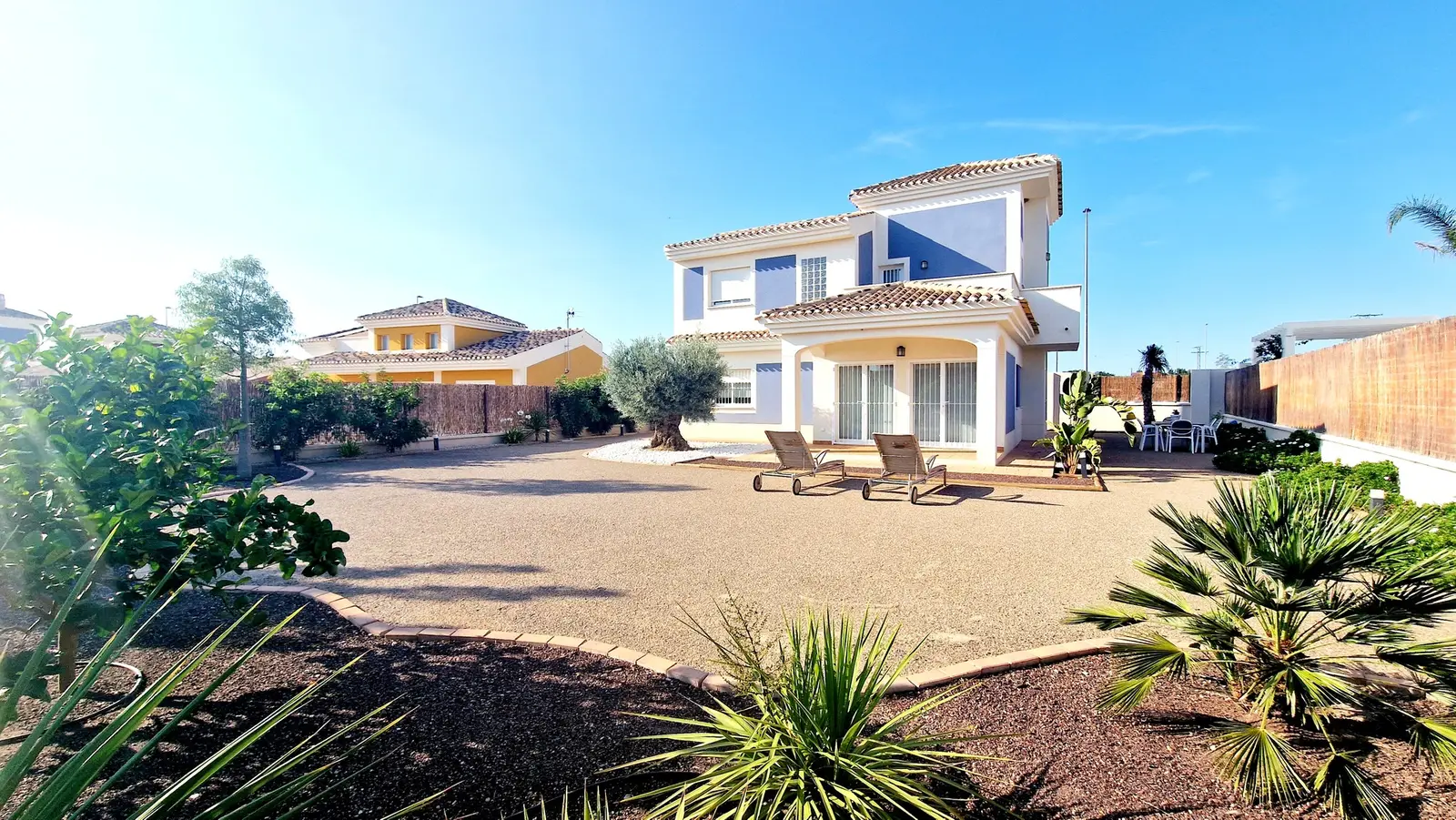 Purias Villa 3873 — photo 14