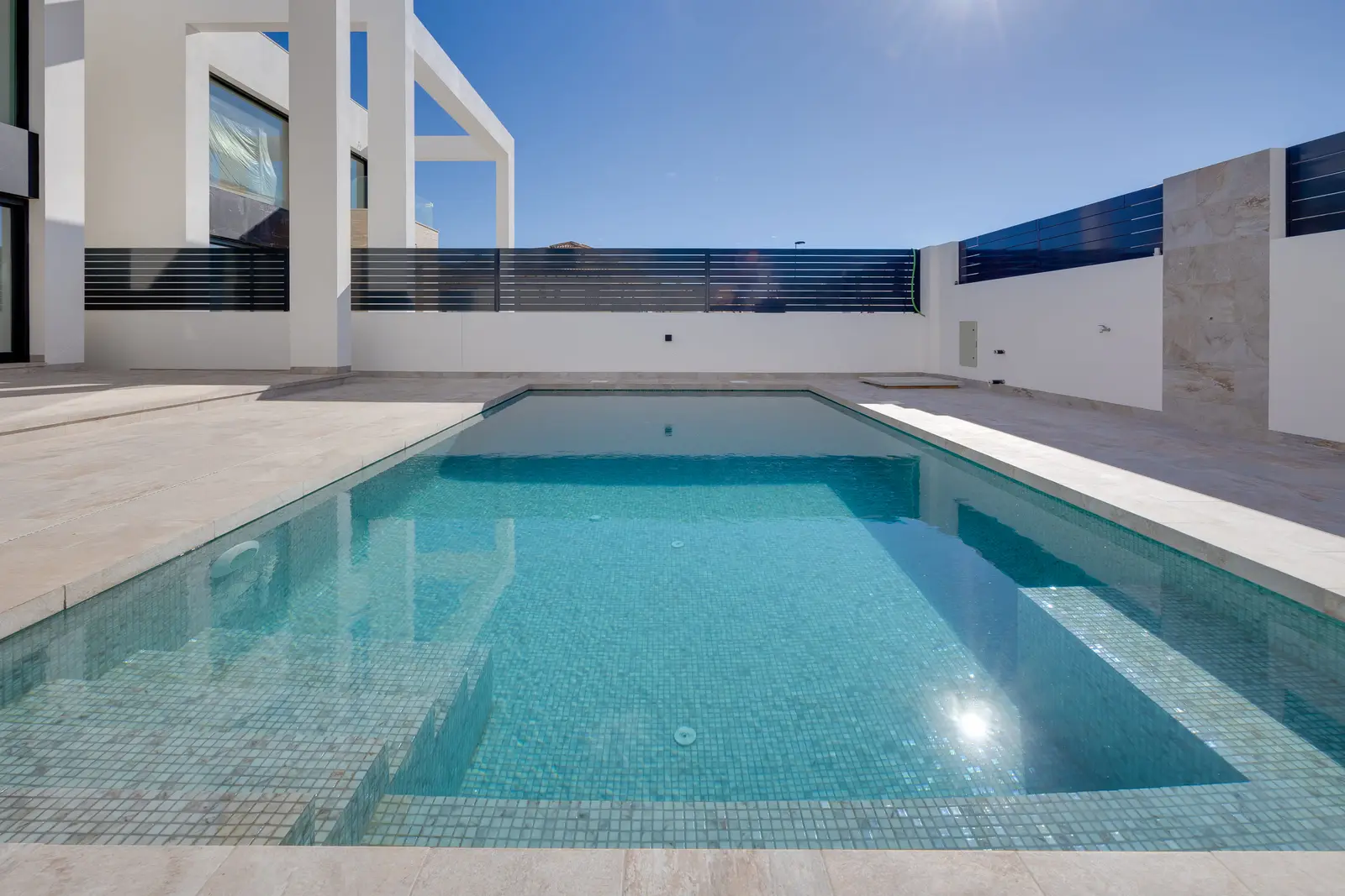 Torrevieja Townhouse 2745 — photo 18