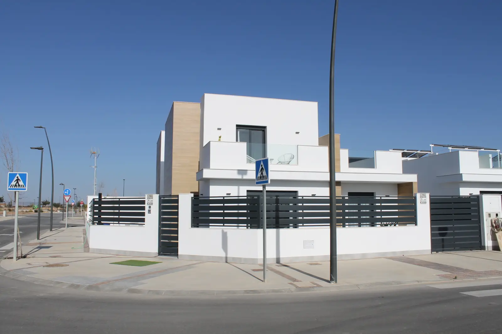 Roldán Villa 0783 — photo 37