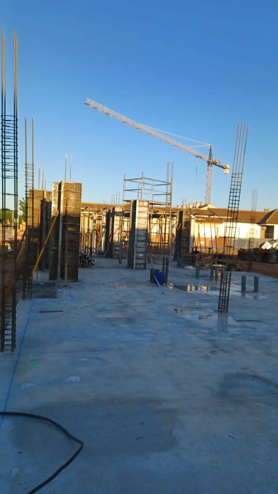 Roldán Villa 8317 — photo 25