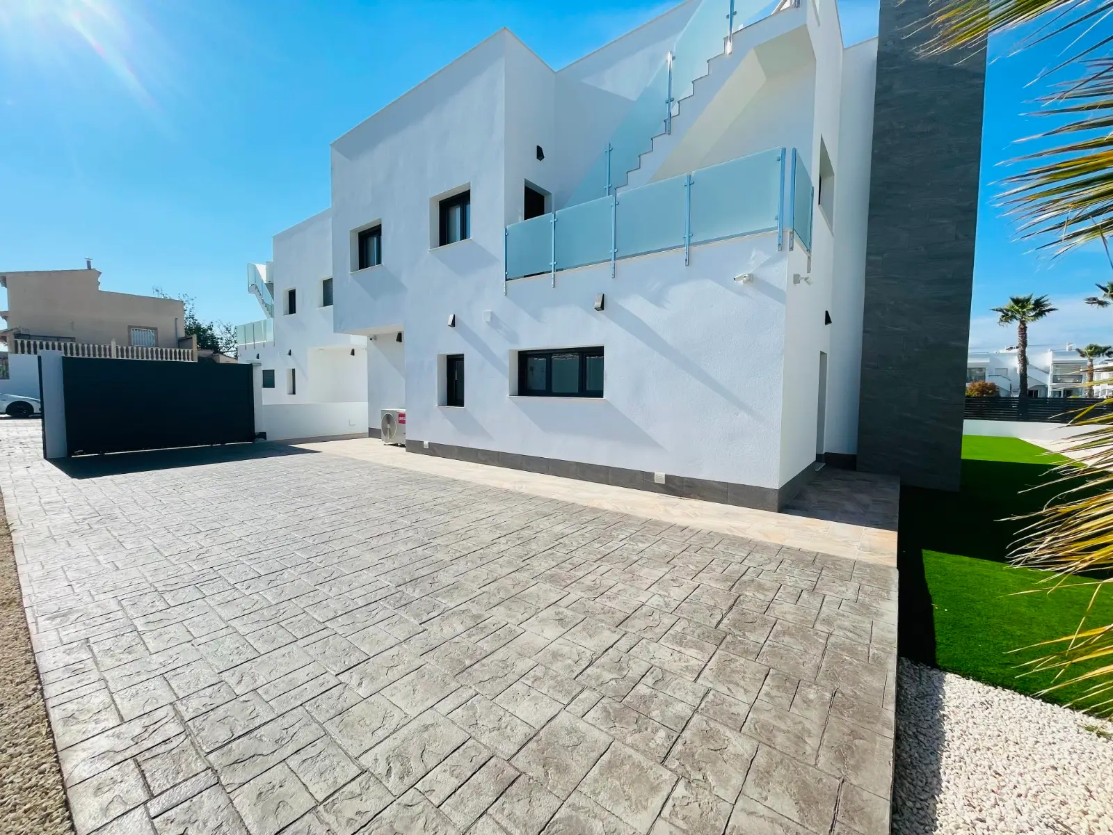 Torrevieja Villa 8120 — photo 45