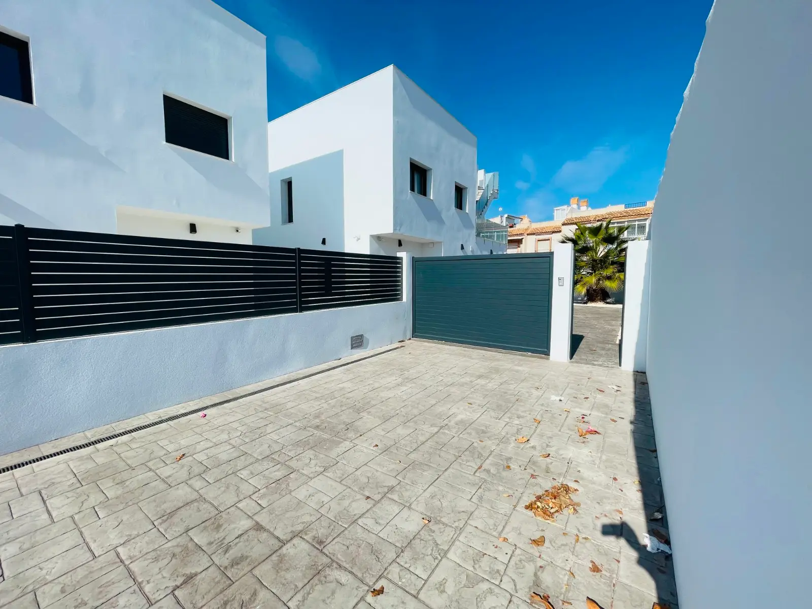 Torrevieja Villa 8120 — photo 10